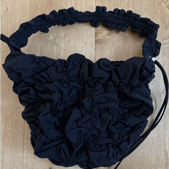 No Brand Gathered Shoulder Bag in Black - Picture 2 of 5